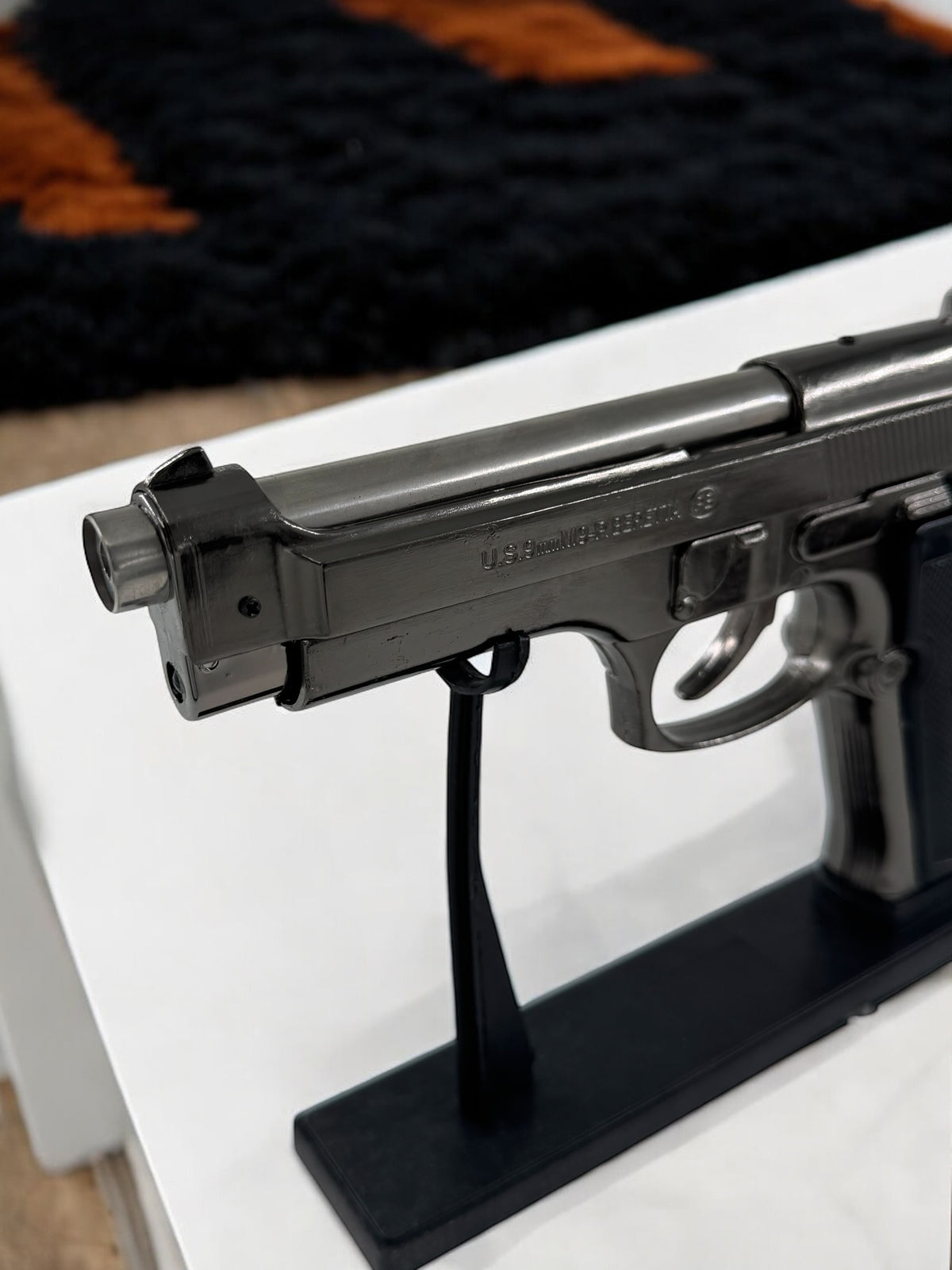 Metal Beretta Model Standlı Tabanca Çakmak 1511