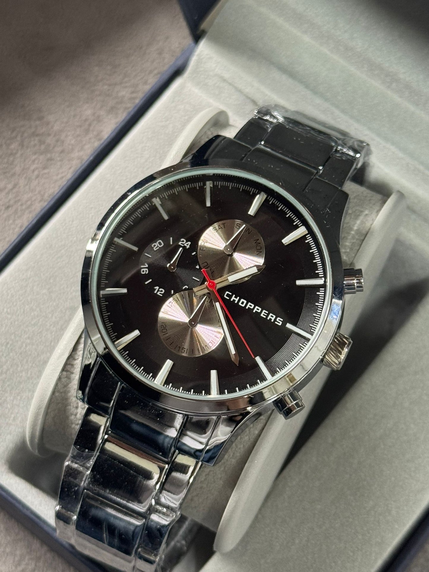 Kişiye Özel Kordonu İsim Yazılır Saat Siyah Gümüş