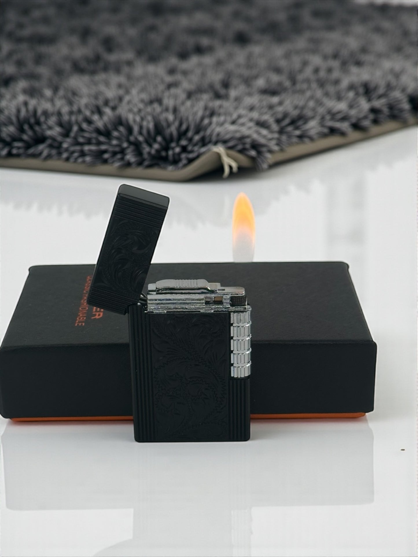 Lüx Kabartmalı Dupont Model Metal Çakmak