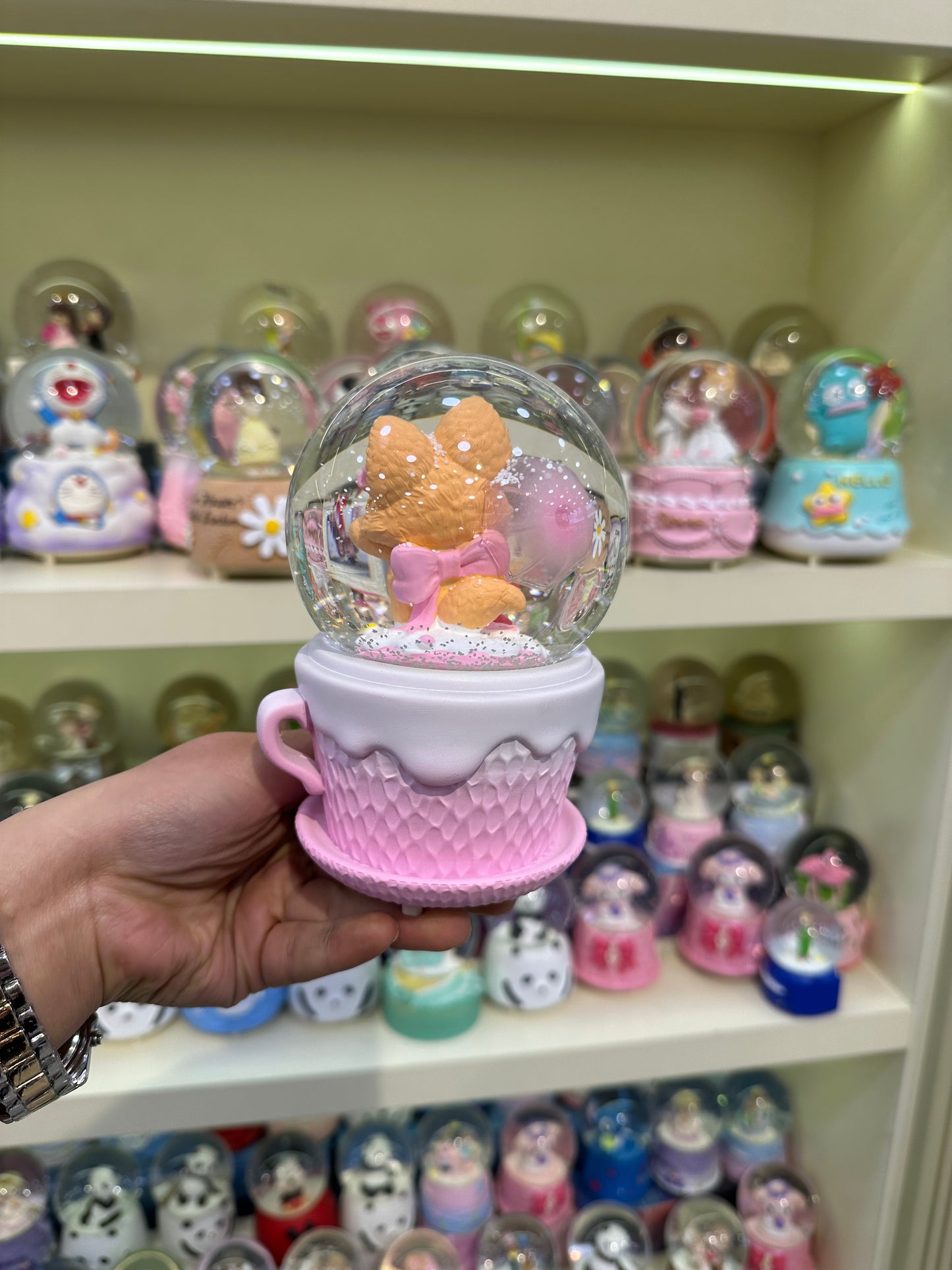 Büyük Boy Kar Küresi