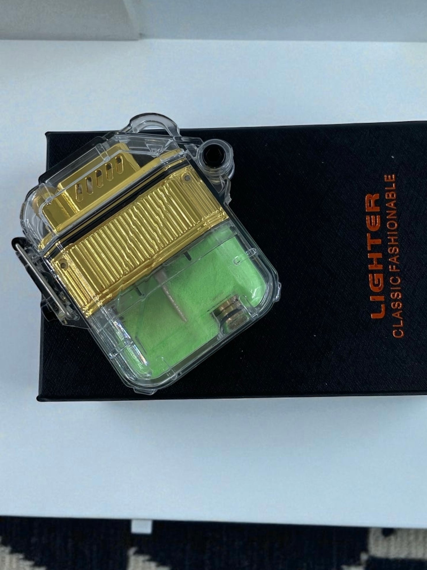 Zorro Karanlıkta Parlayan Fosforlu Suya Dayanıklı Çakmak