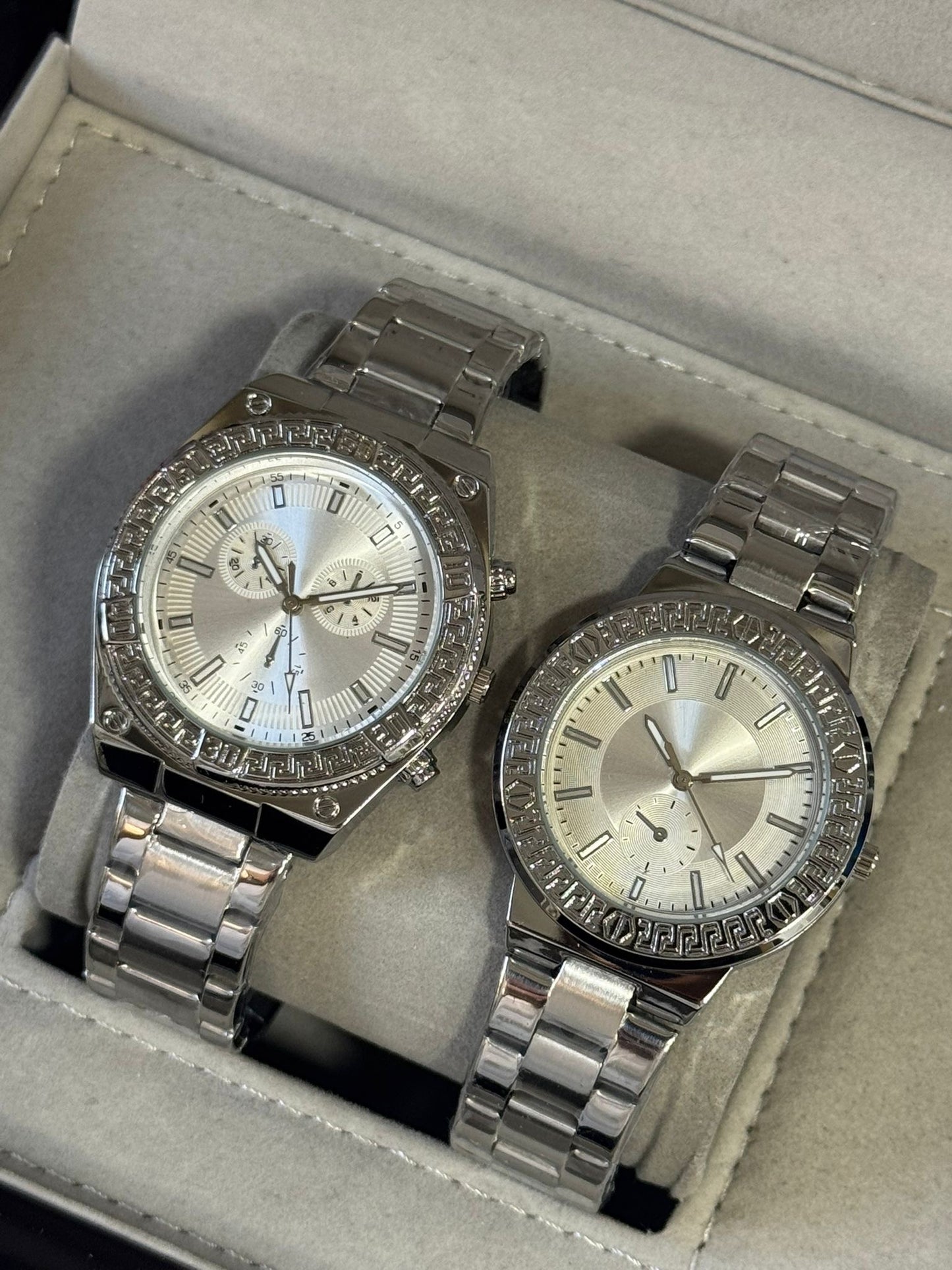 Kişiye Özel Kordonu İsim Yazılır Çelik Çift Saati Beyaz Gümüş