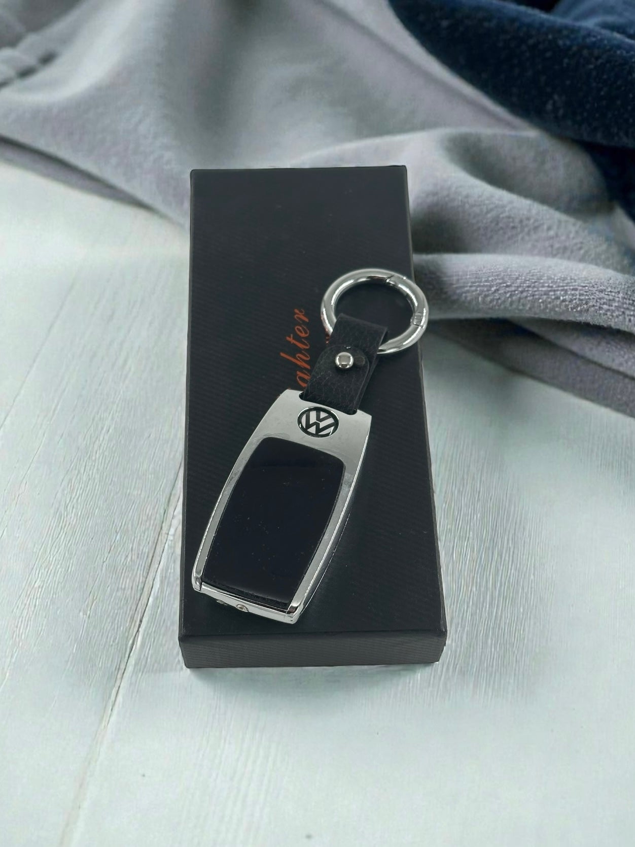 Ekranlı Wolksvagen Elektronik Anahtarlık Çakmak