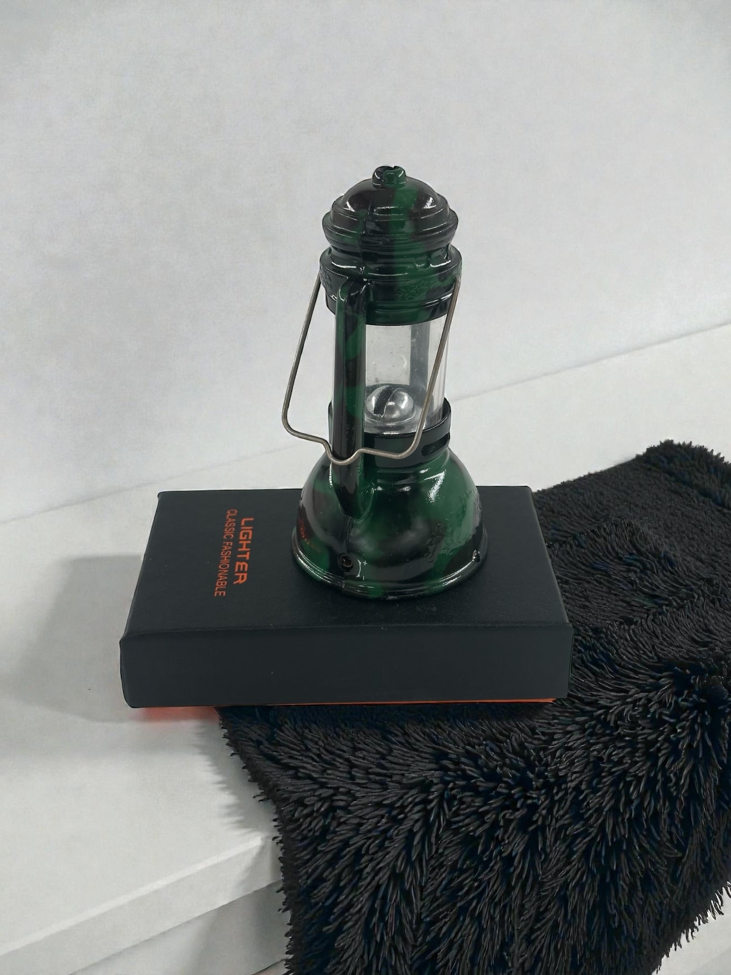 Gaz Lambası Şeklinde Pürmüzlü Çakmak