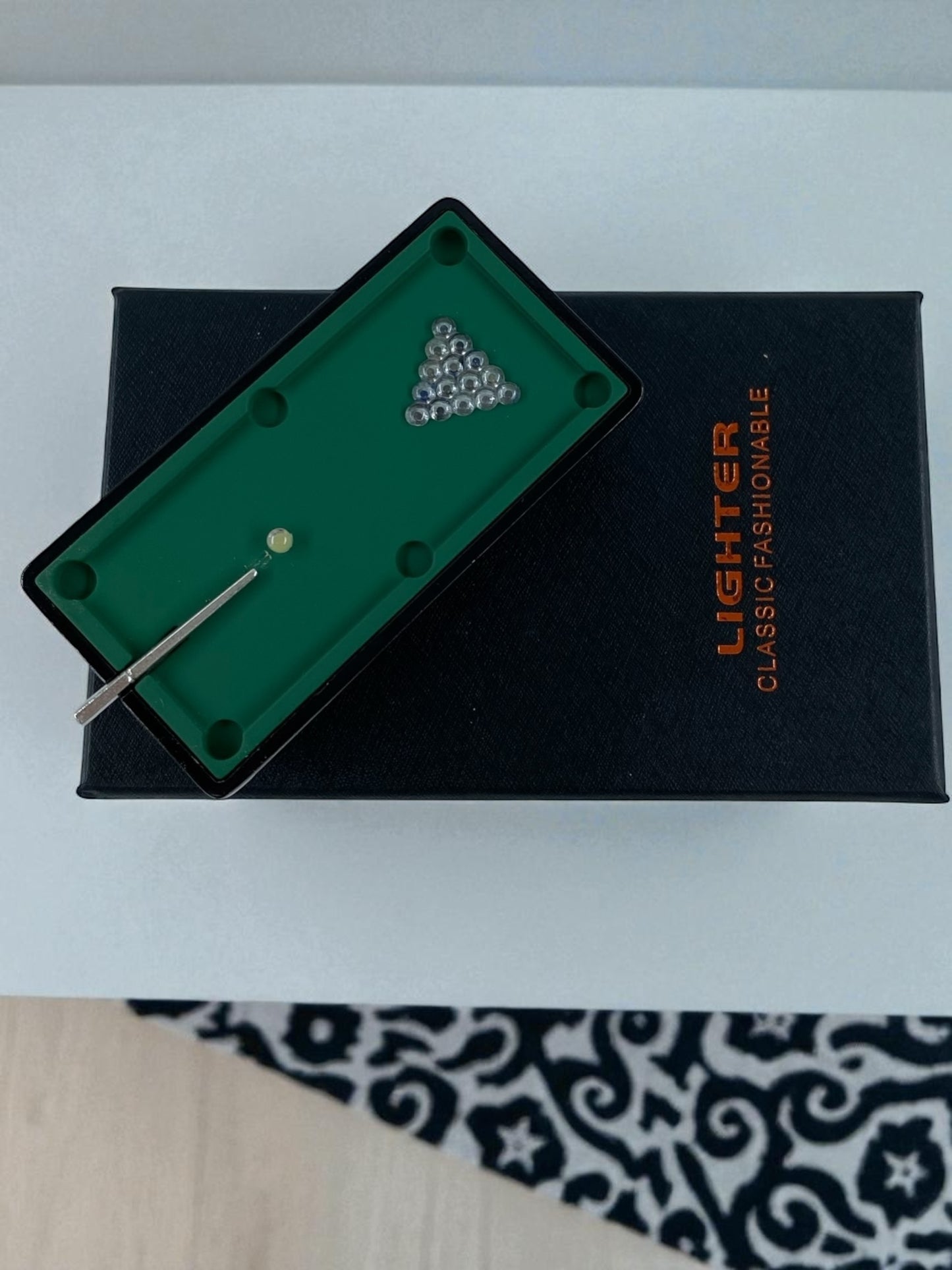 Bilardo Masası Şeklinde Çakmak