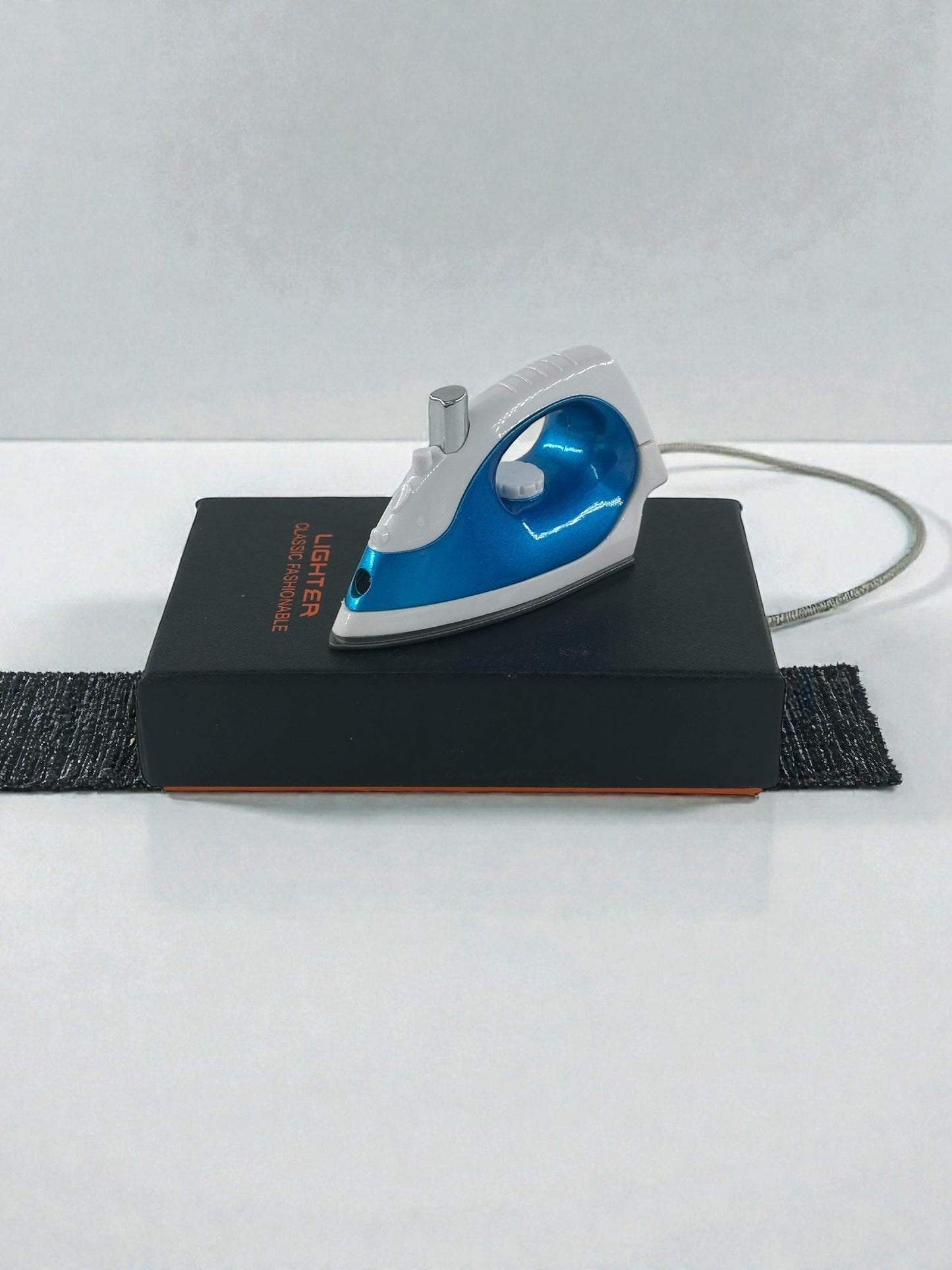 Ütü Şeklinde Gazlı Çakmak