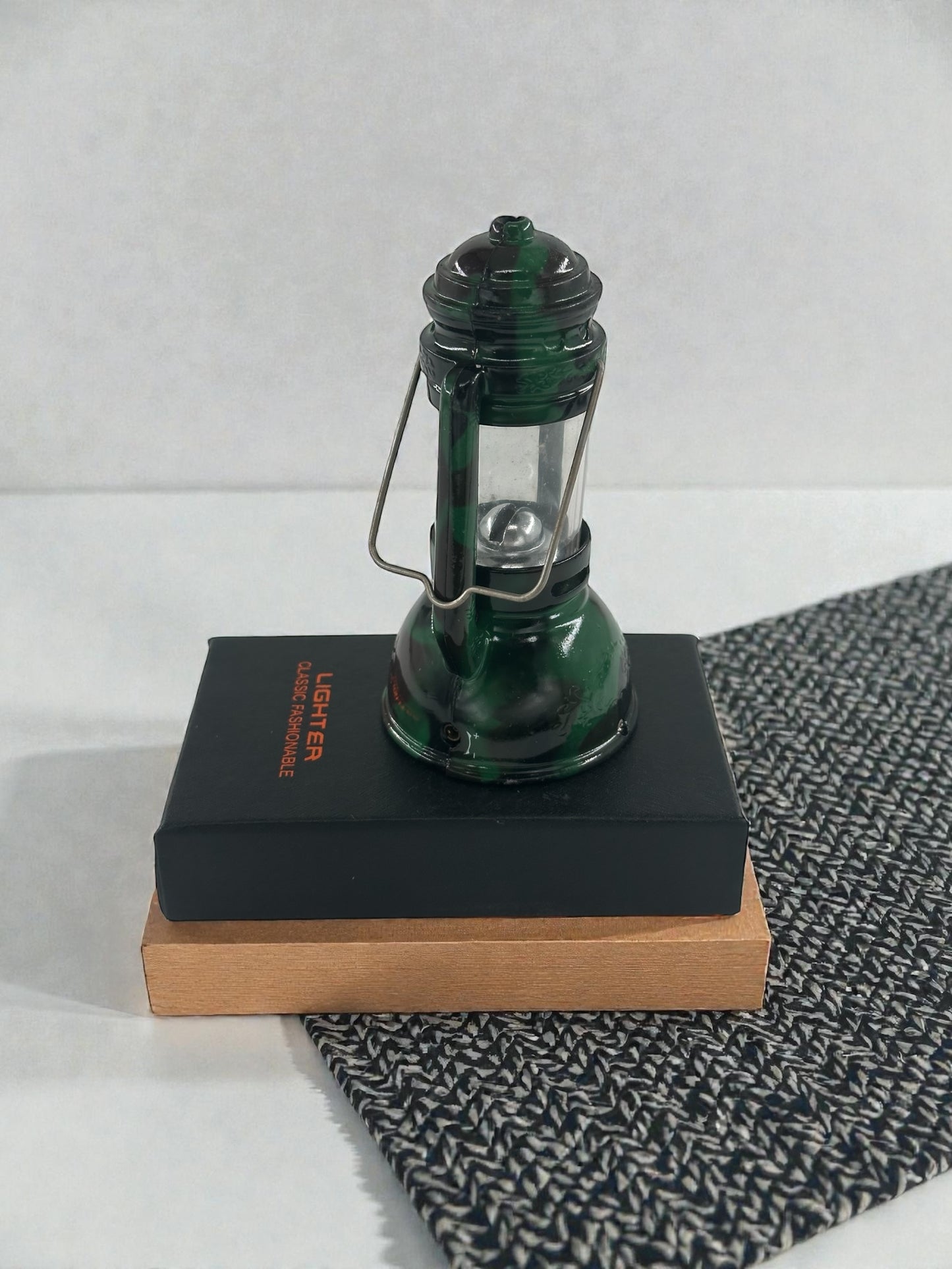 Gaz Lambası Şeklinde Pürmüzlü Çakmak