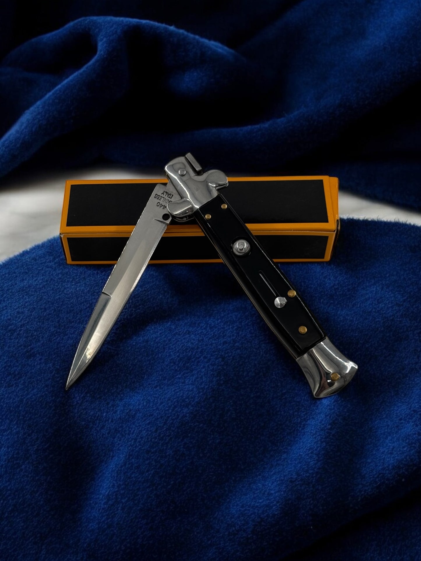 İtalyan Sustalı Otomatik Çakı Siyah 3400