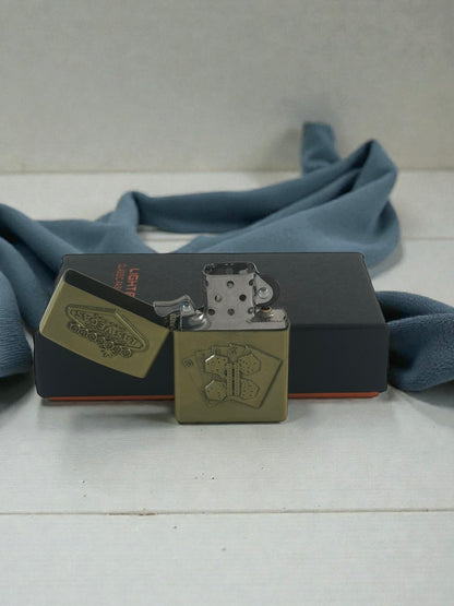 İskambil Kart Baskılı Taşlı Zippo Model Lüks Çakmak