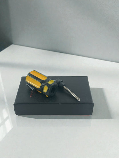 Tornavida Şeklinde Çakmak