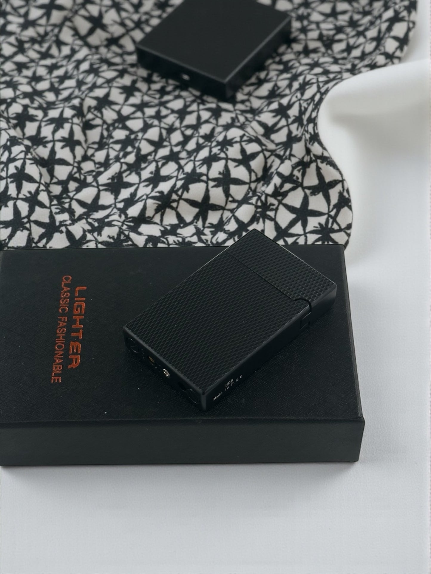 Lüx Kabartmalı Dupont Model Metal Çakmak