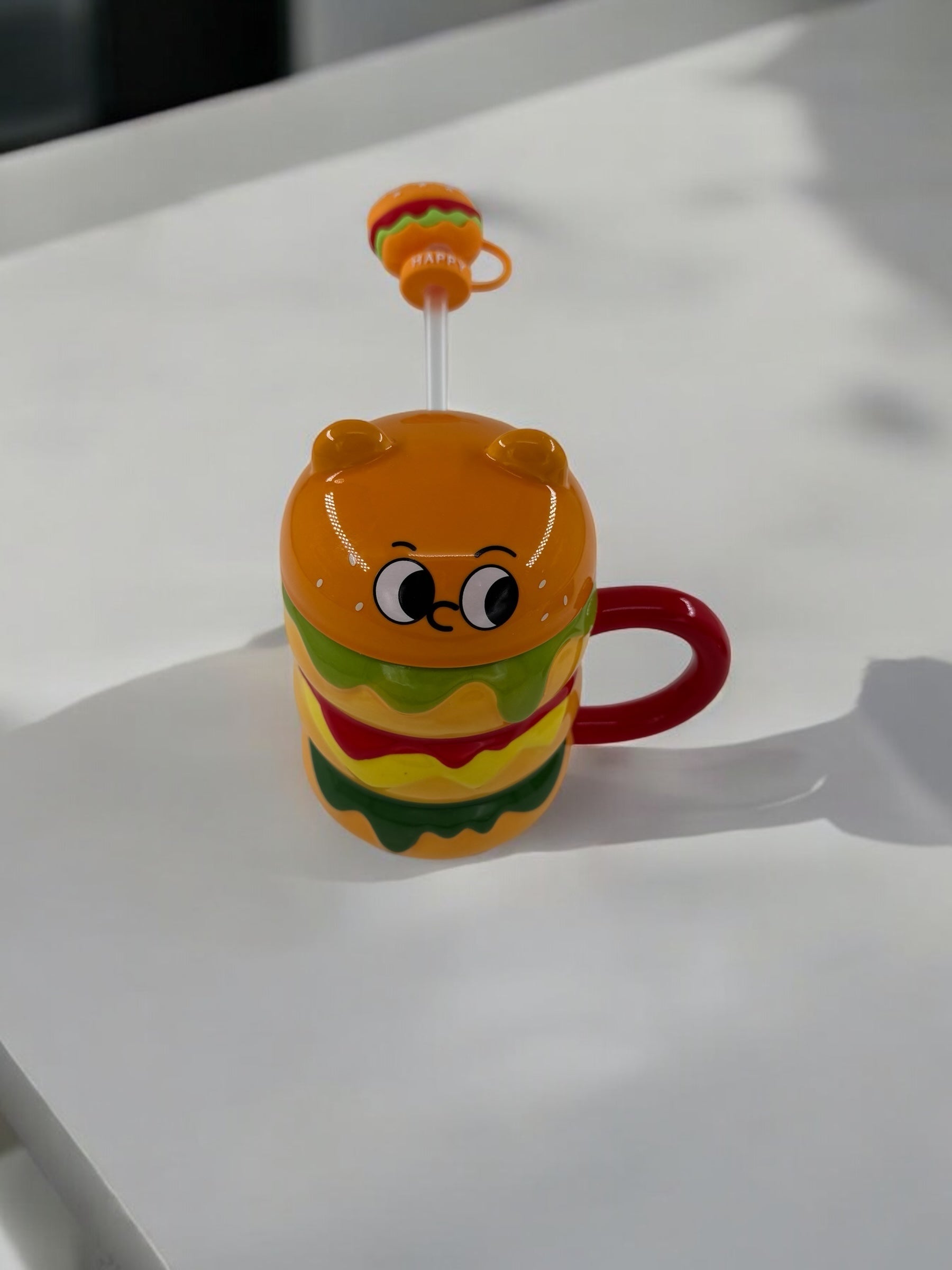 Hamburger Şeklinde Pipetli Kupa 05-19