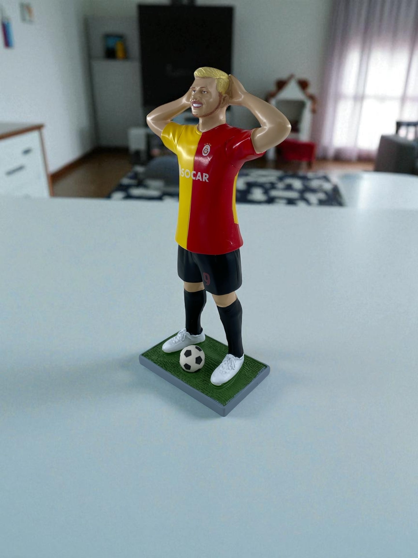 Büyük Boy 28 cm İcardi Galatasaray Biblo