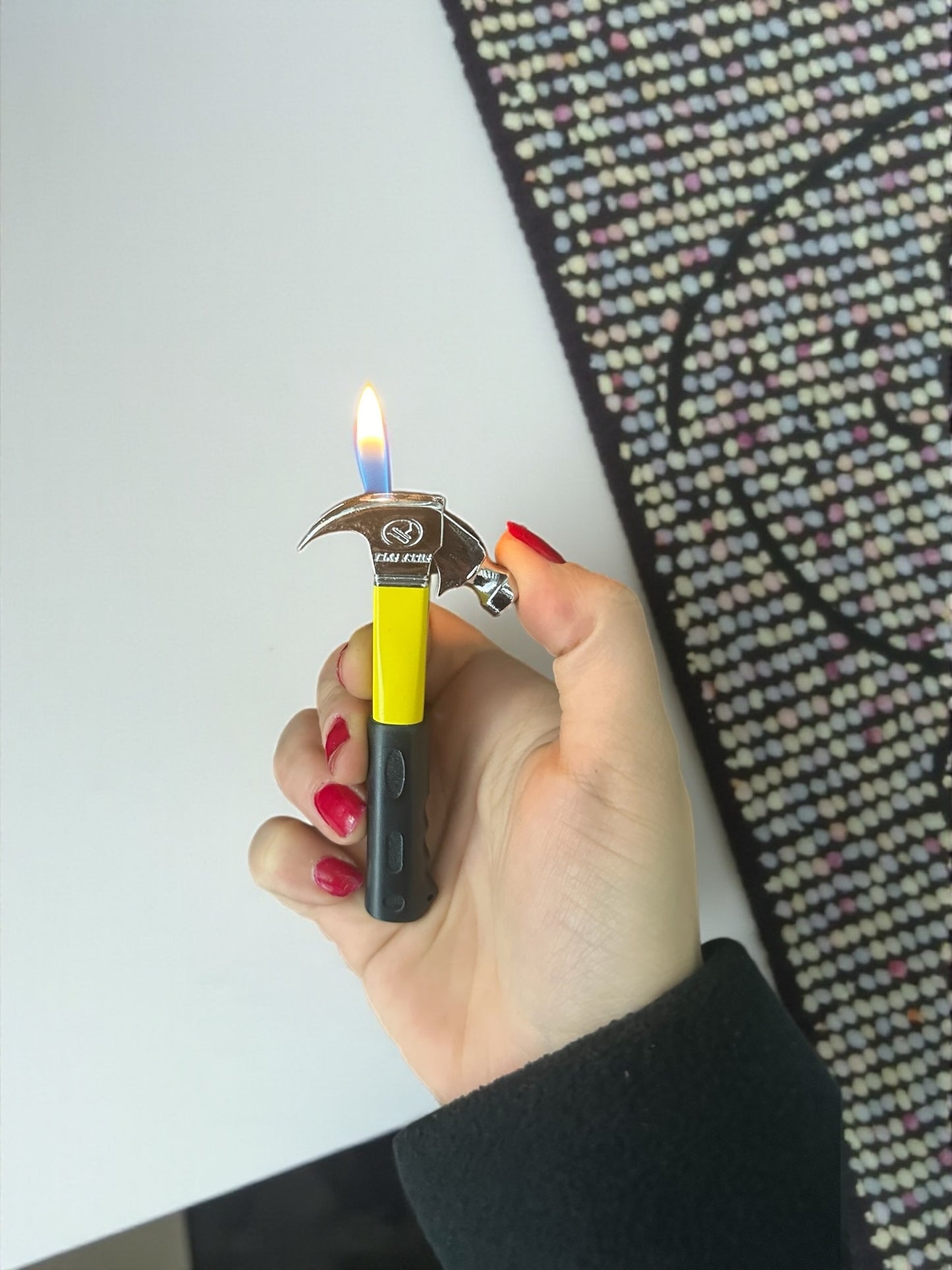 Balta Şeklinde Çakmak