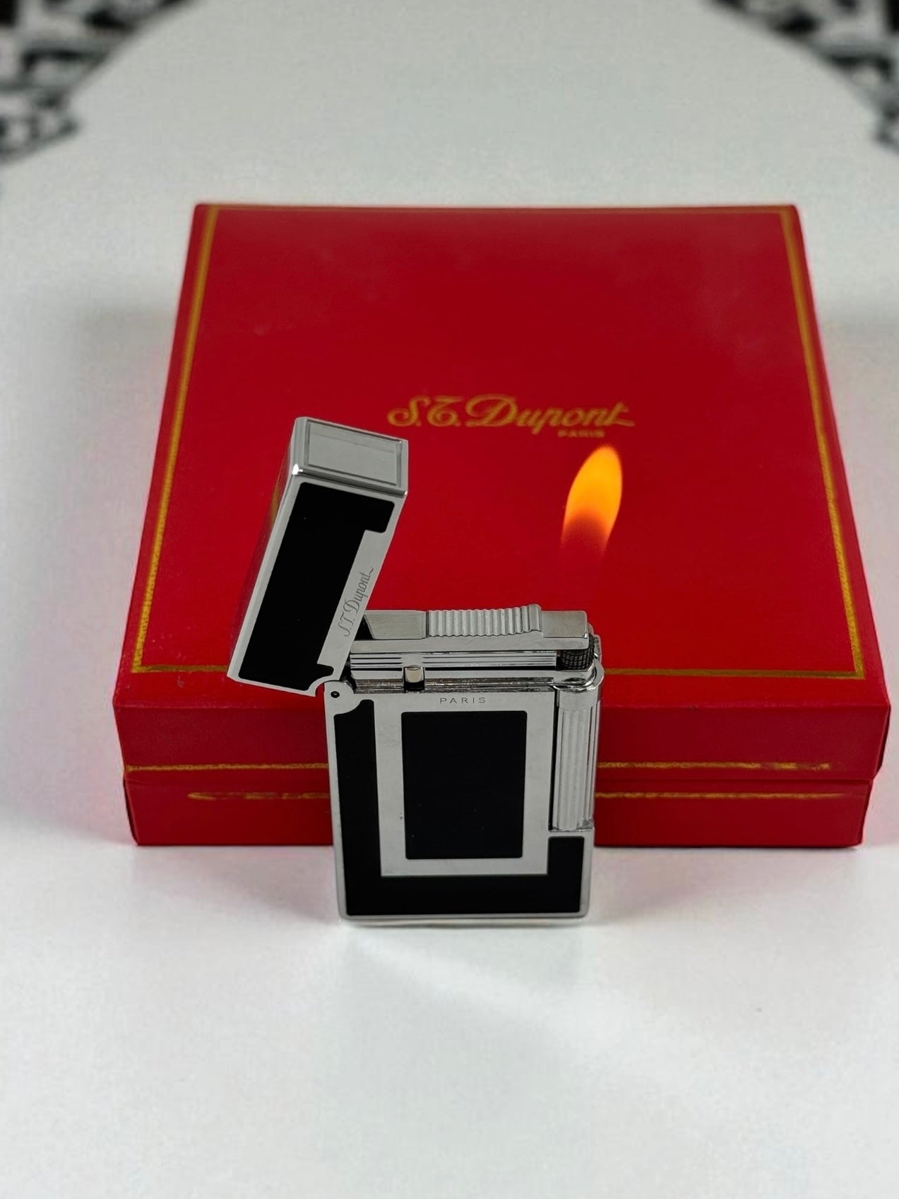 Derui Lux Siyah Gümüş Gazlı Çakmak 1312