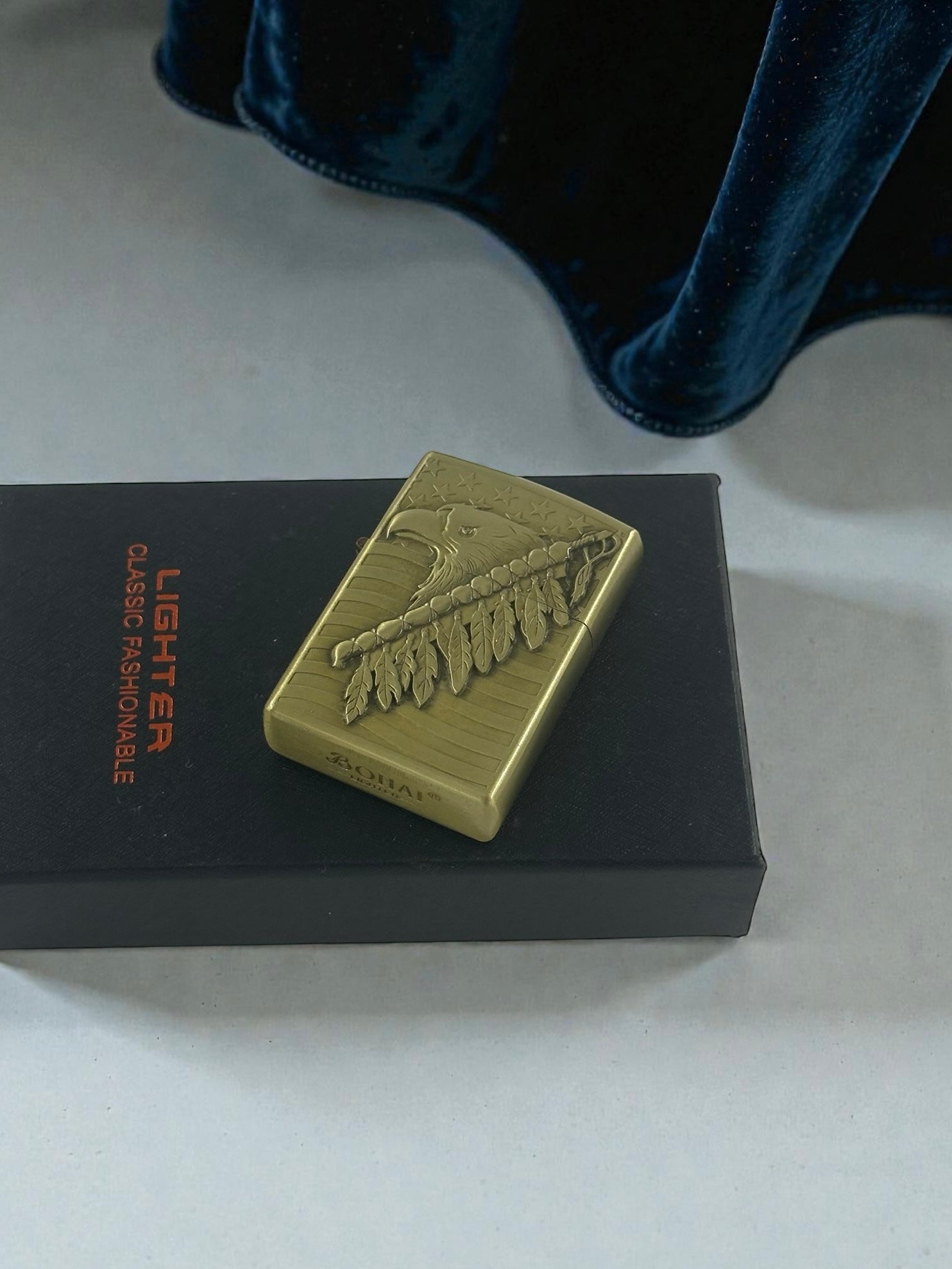 Şahin Başı Figürlü Taşlı Zippo Model Lüks Çakmak