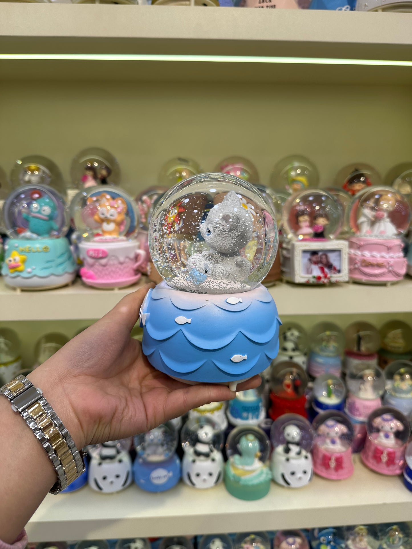 Büyük Boy Kar Küresi