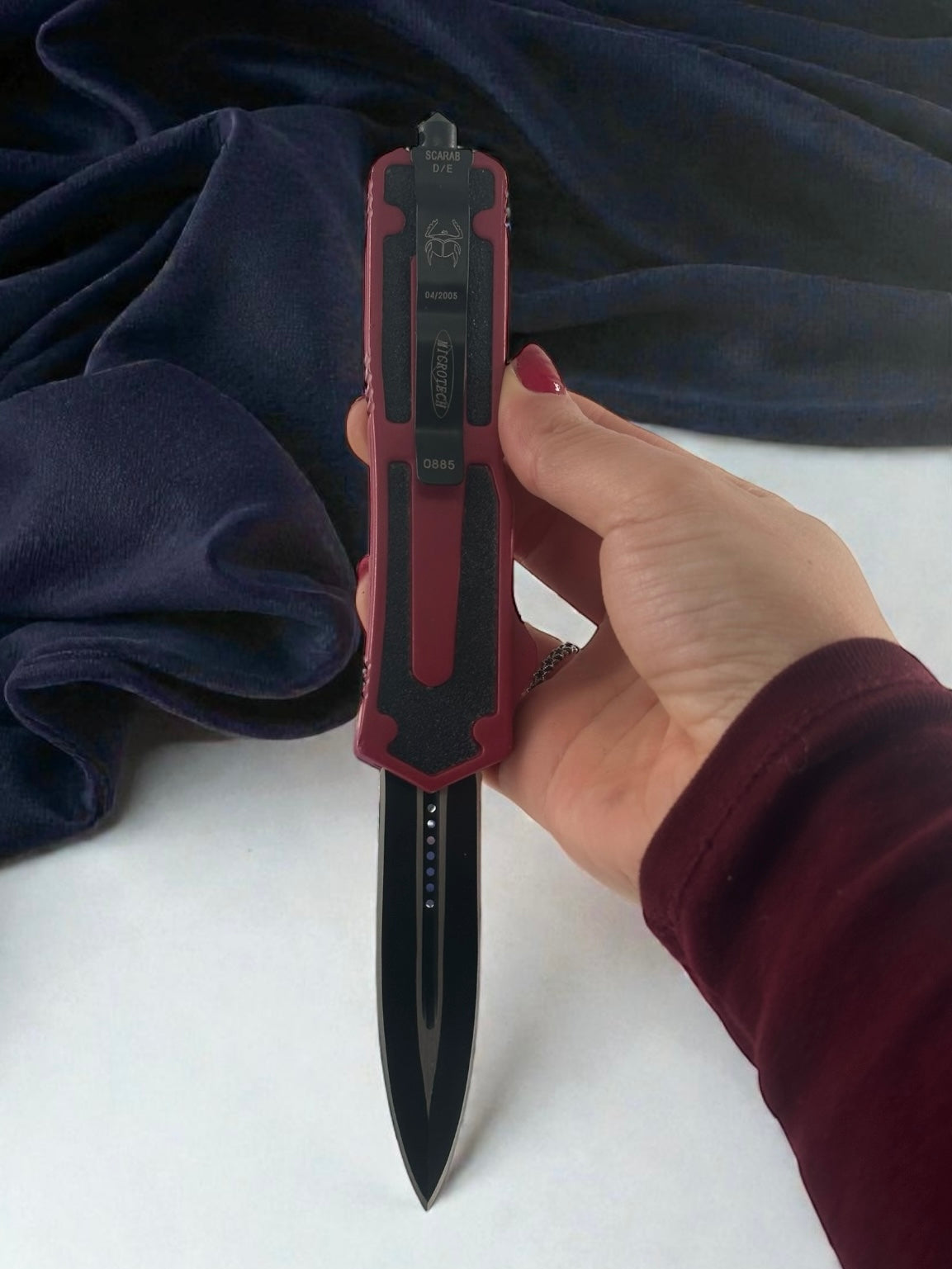 Kemere Takmalı Renkli İçten Çıkmalı Çakı Kırmızı