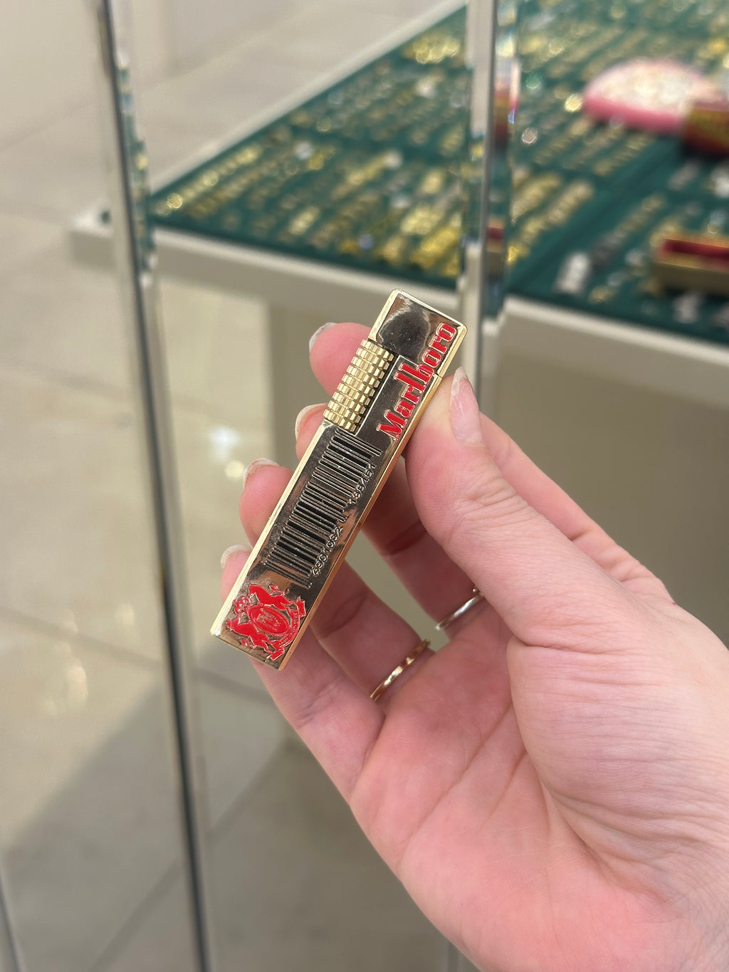 Marlboro Baskılı Lüx Benzinli Çakmak