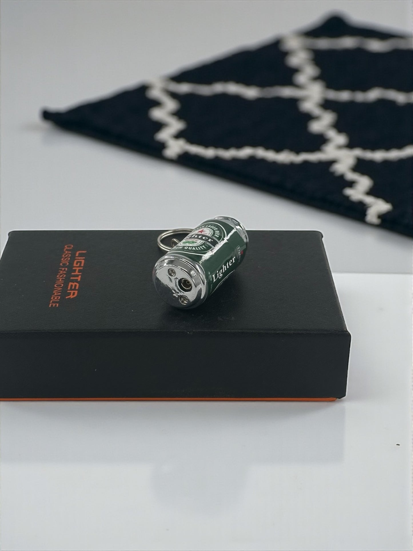 İçecek Kutusu Şeklinde Çakmak