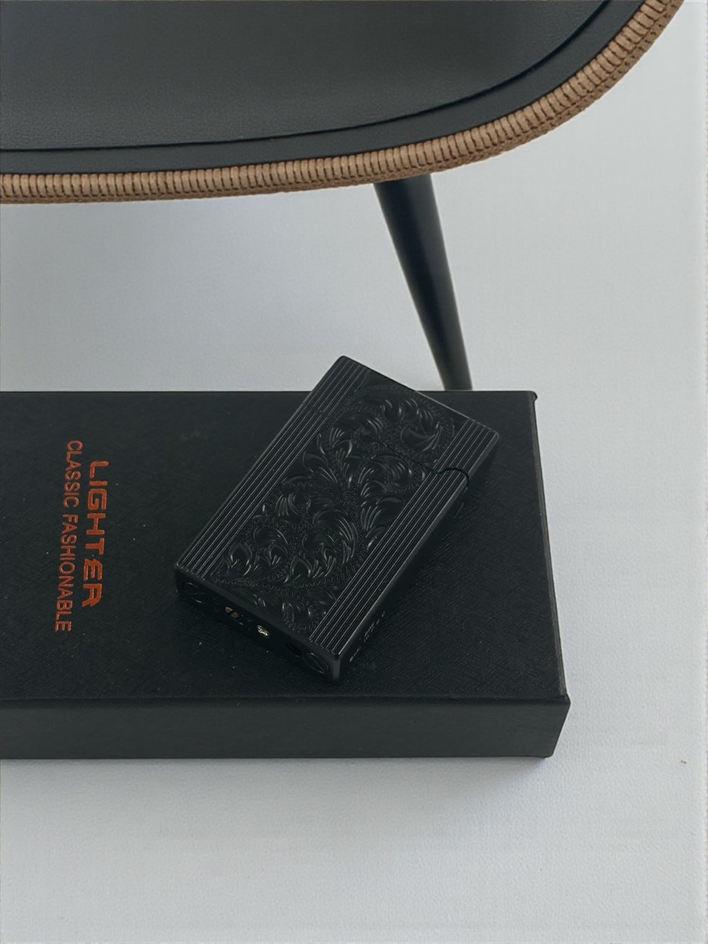 Lüx Kabartmalı Dupont Model Metal Çakmak