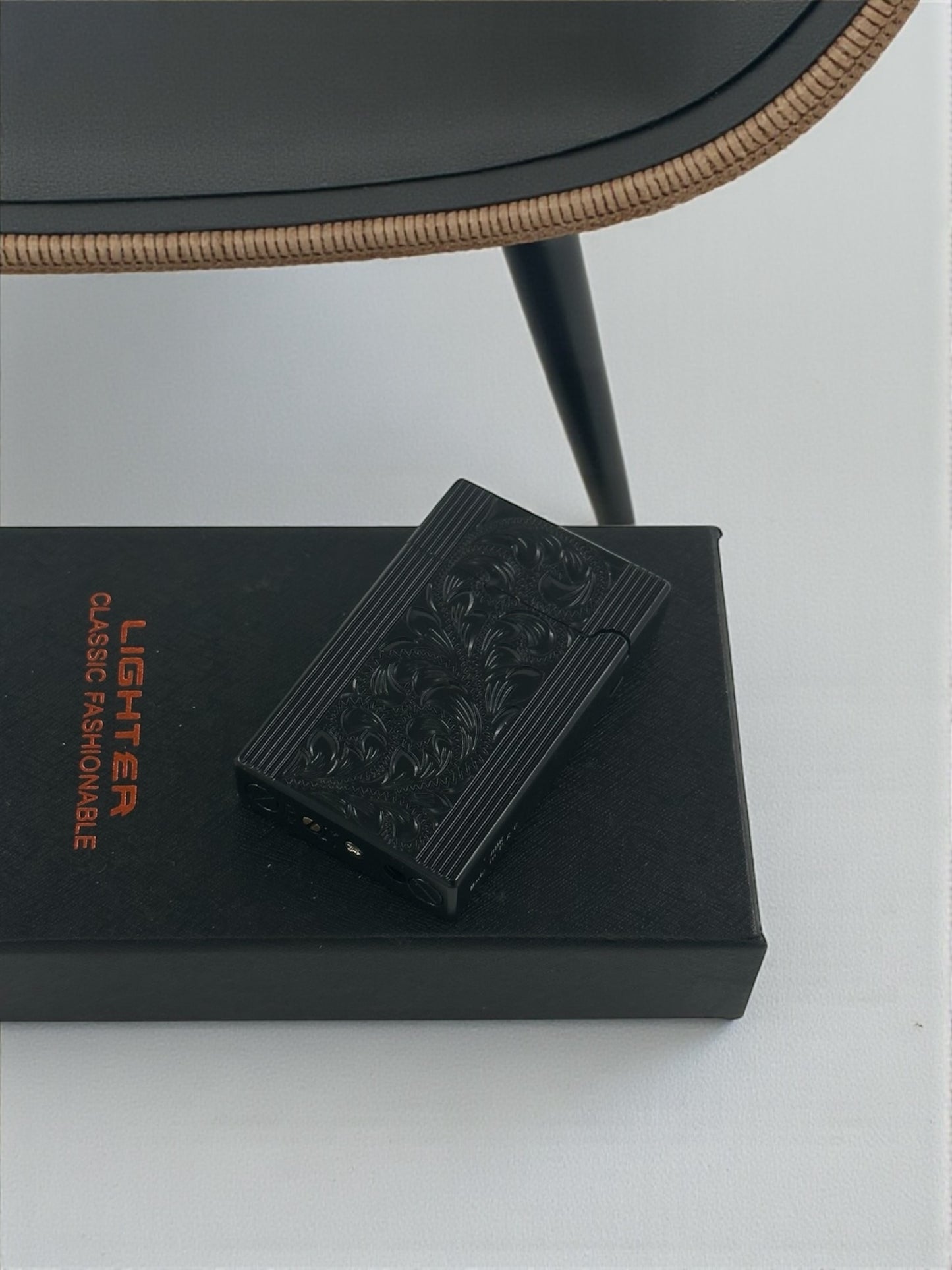 Lüx Kabartmalı Dupont Model Metal Çakmak