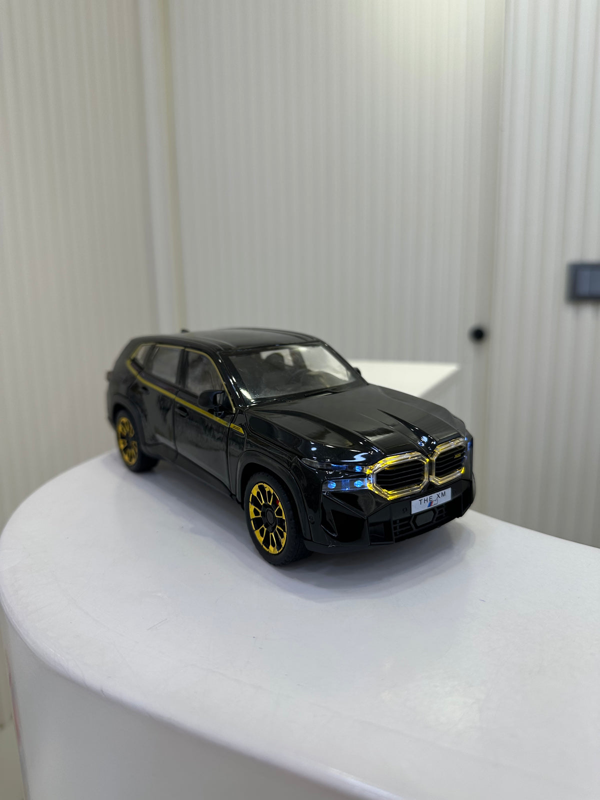Bmw Xm Label Luxury Metal Maket Araba