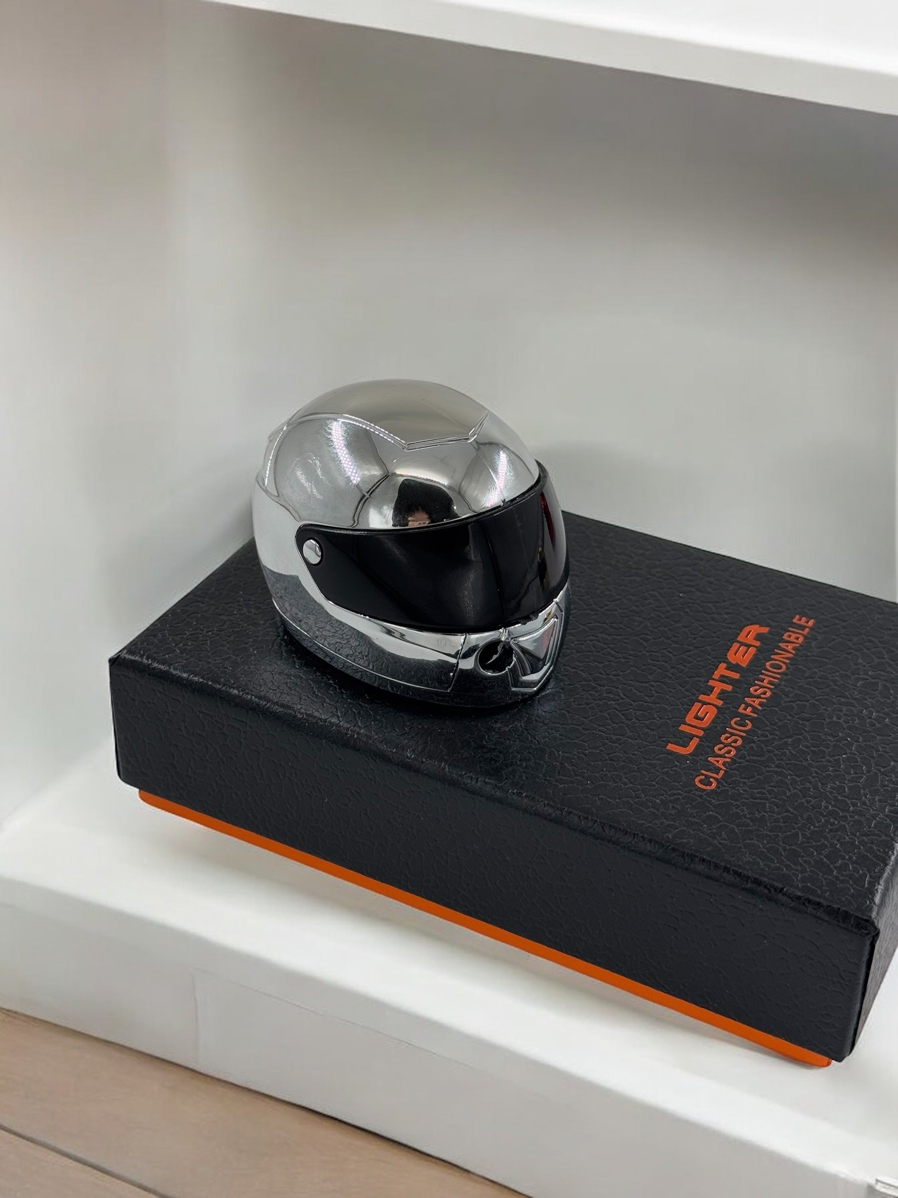 Kask Şeklinde Gazlı Çakmak 1400