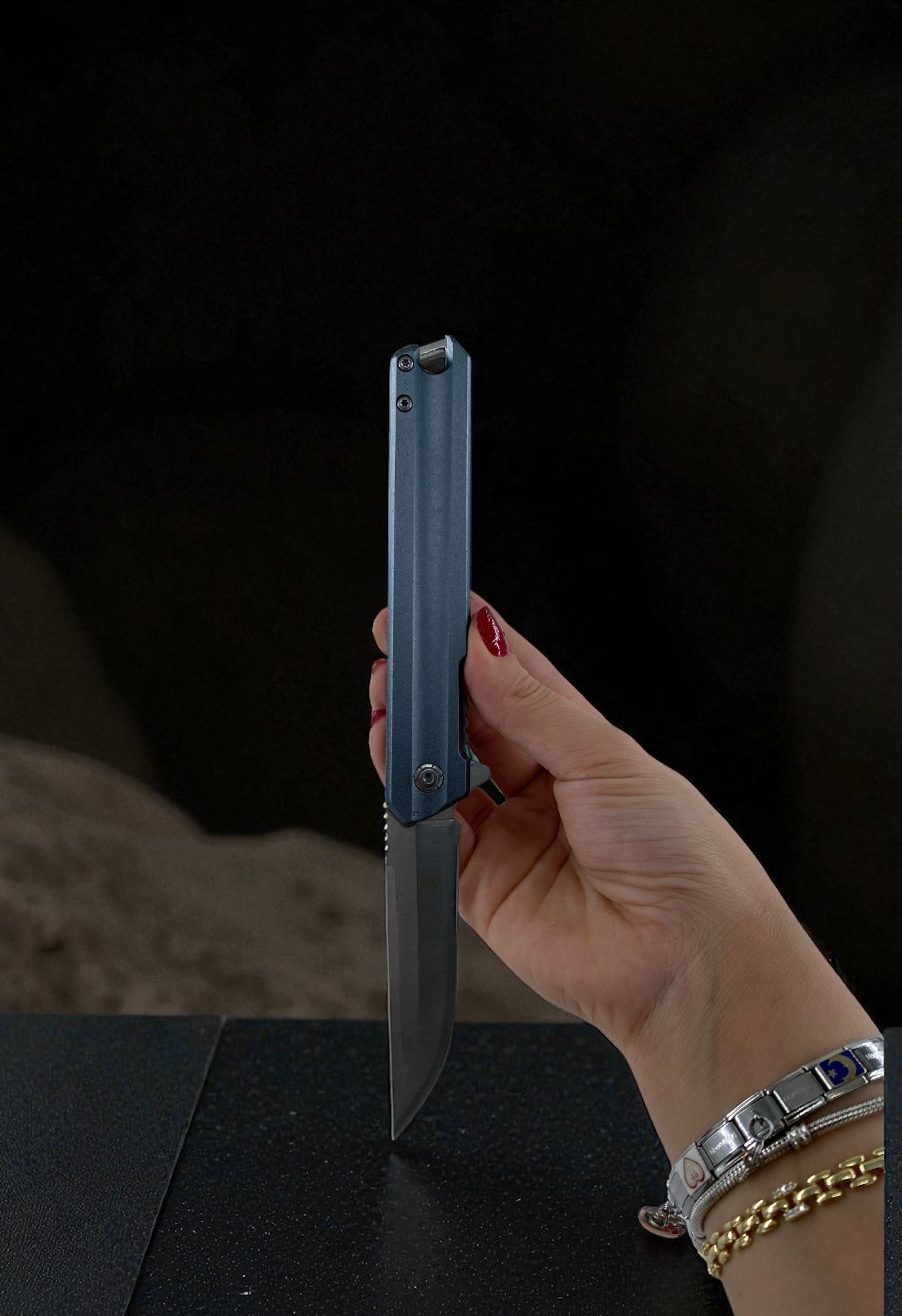 Yarı Otomatik D2 Çelik Taktik Katlanır Çakı