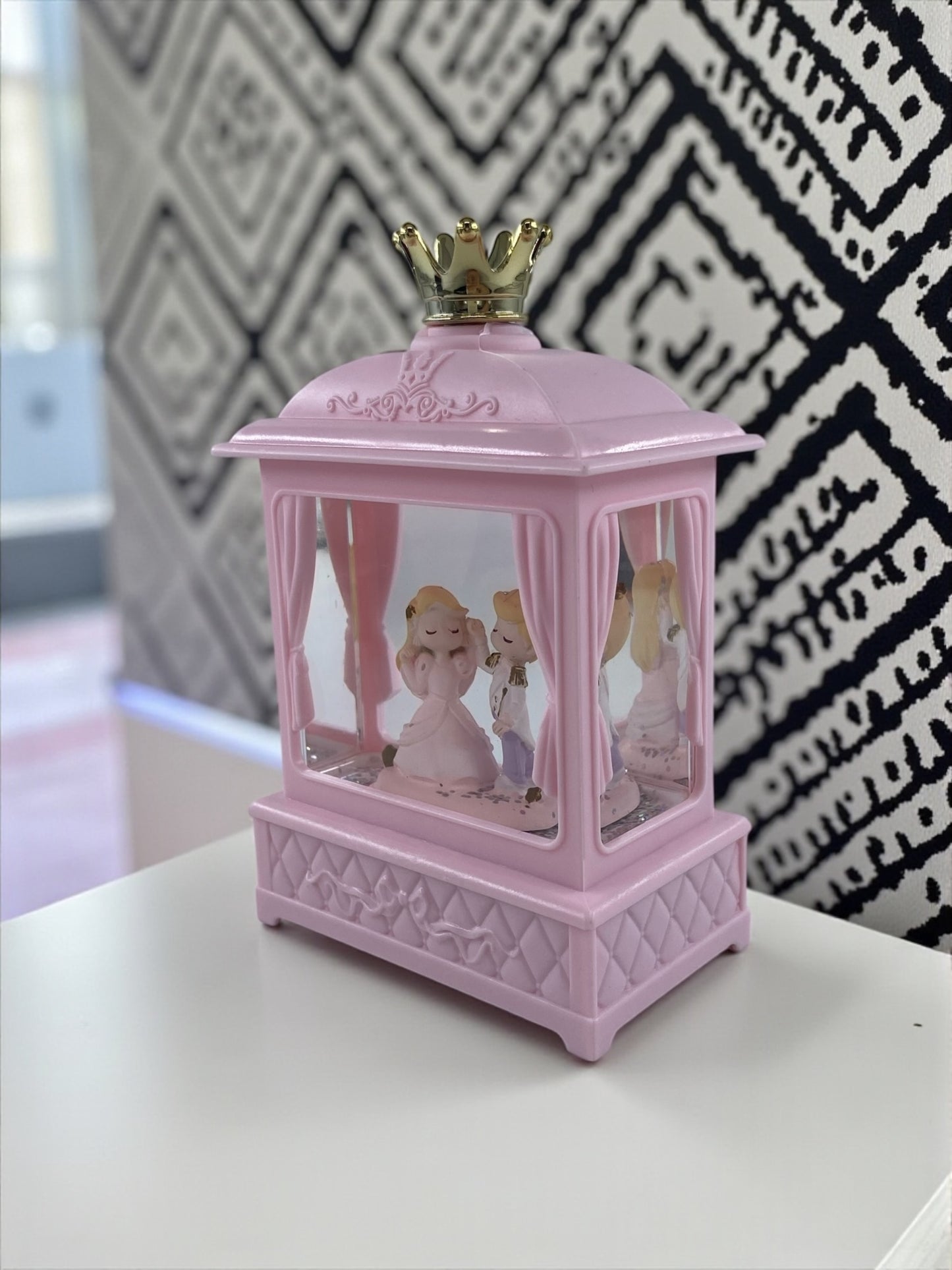 Sevgili Temalı Işıklı Simli Pls. Fanus