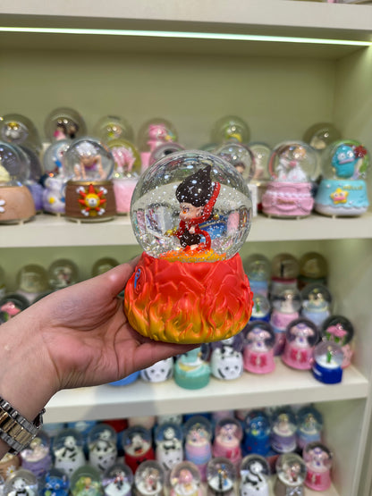 Büyük Boy Kar Küresi