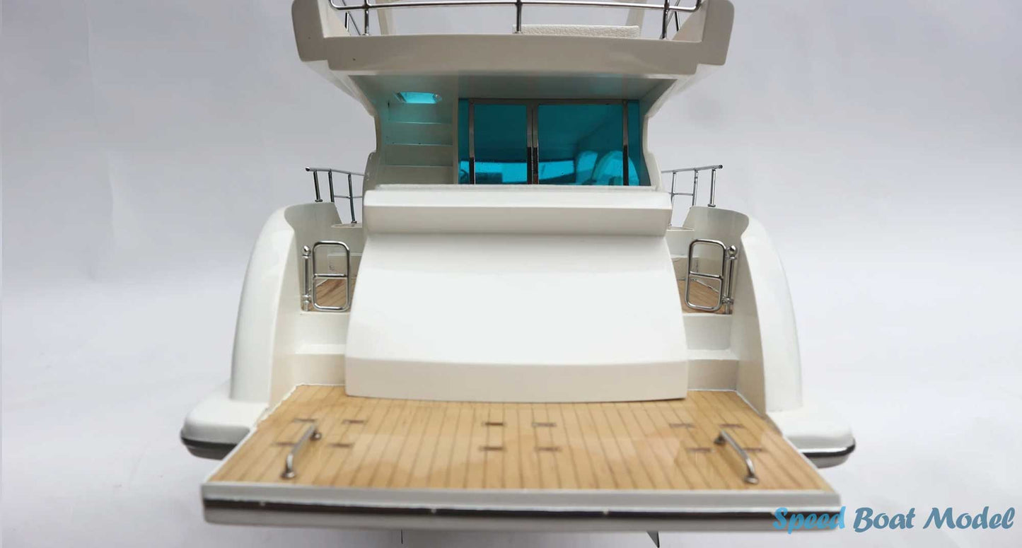 Azimut 64 Black Hull Modern Yachts Model 33.5