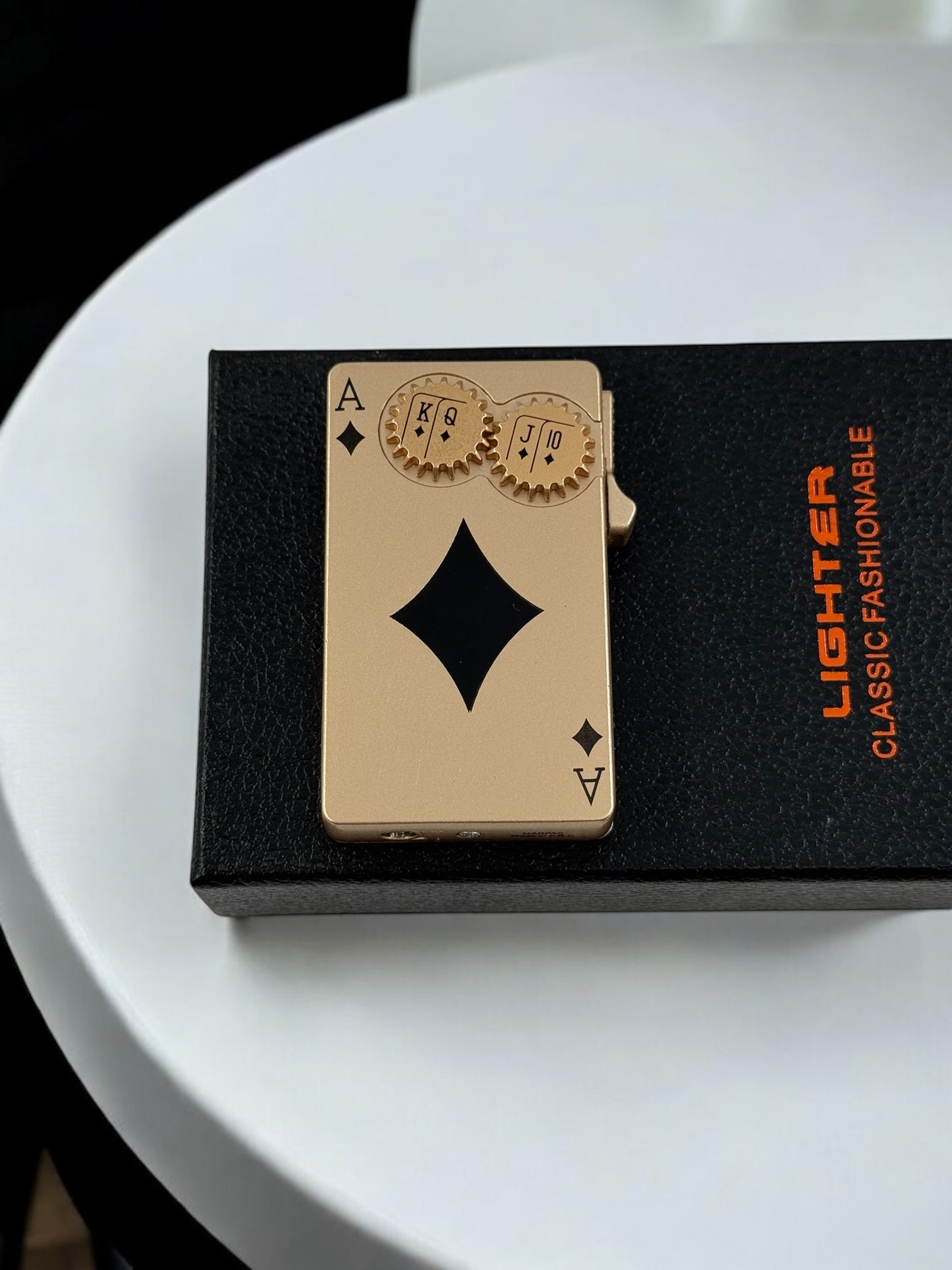 Pürmüzlü Poker Çakmak 4554