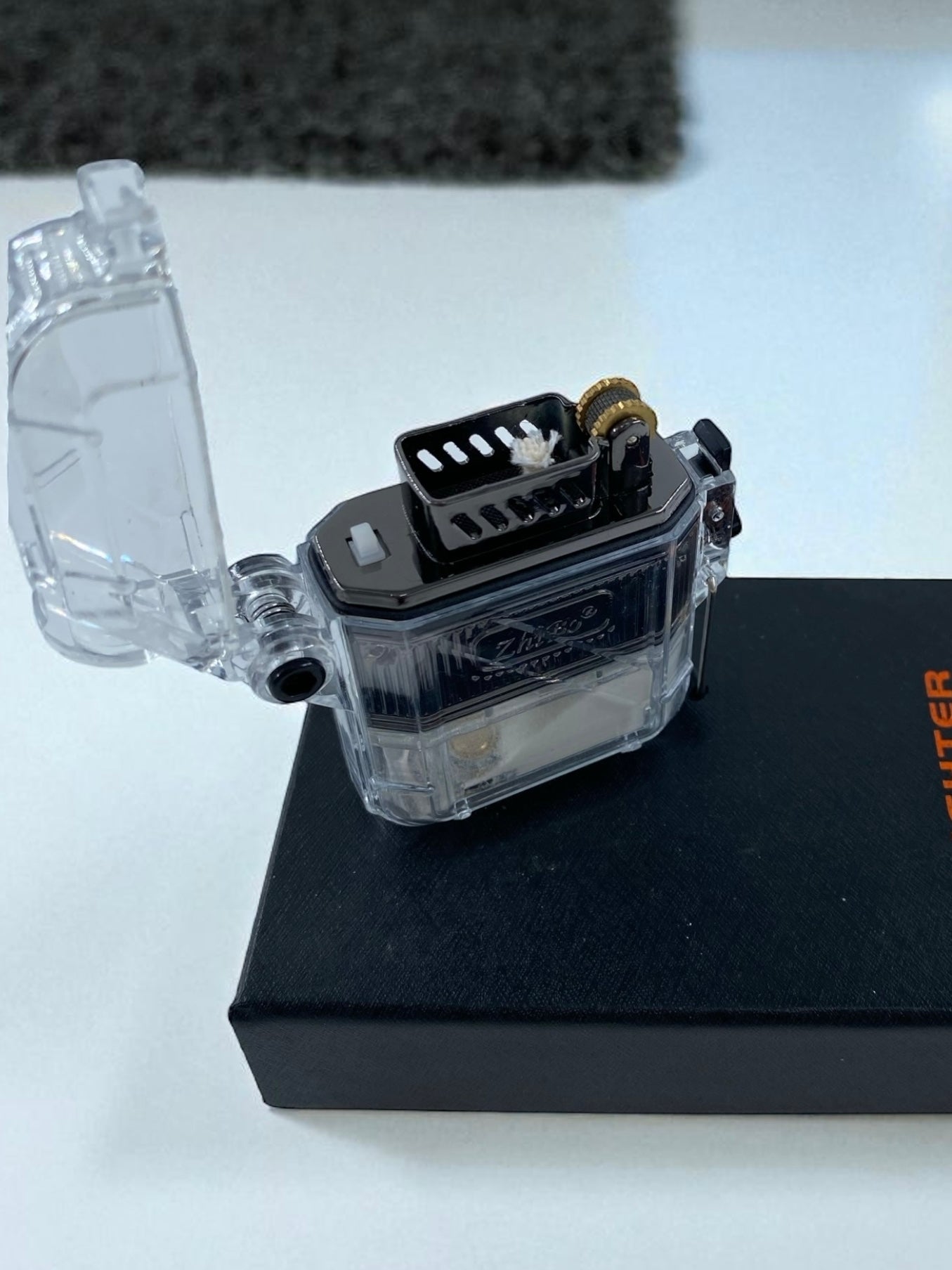 Zorro Karanlıkta Parlayan Fosforlu Suya Dayanıklı Çakmak