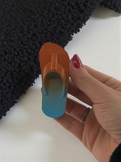 Terlik Şeklinde Çakmak