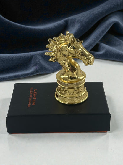 At Figürlü Renkli Alevli Pürmüzlü Çakmak