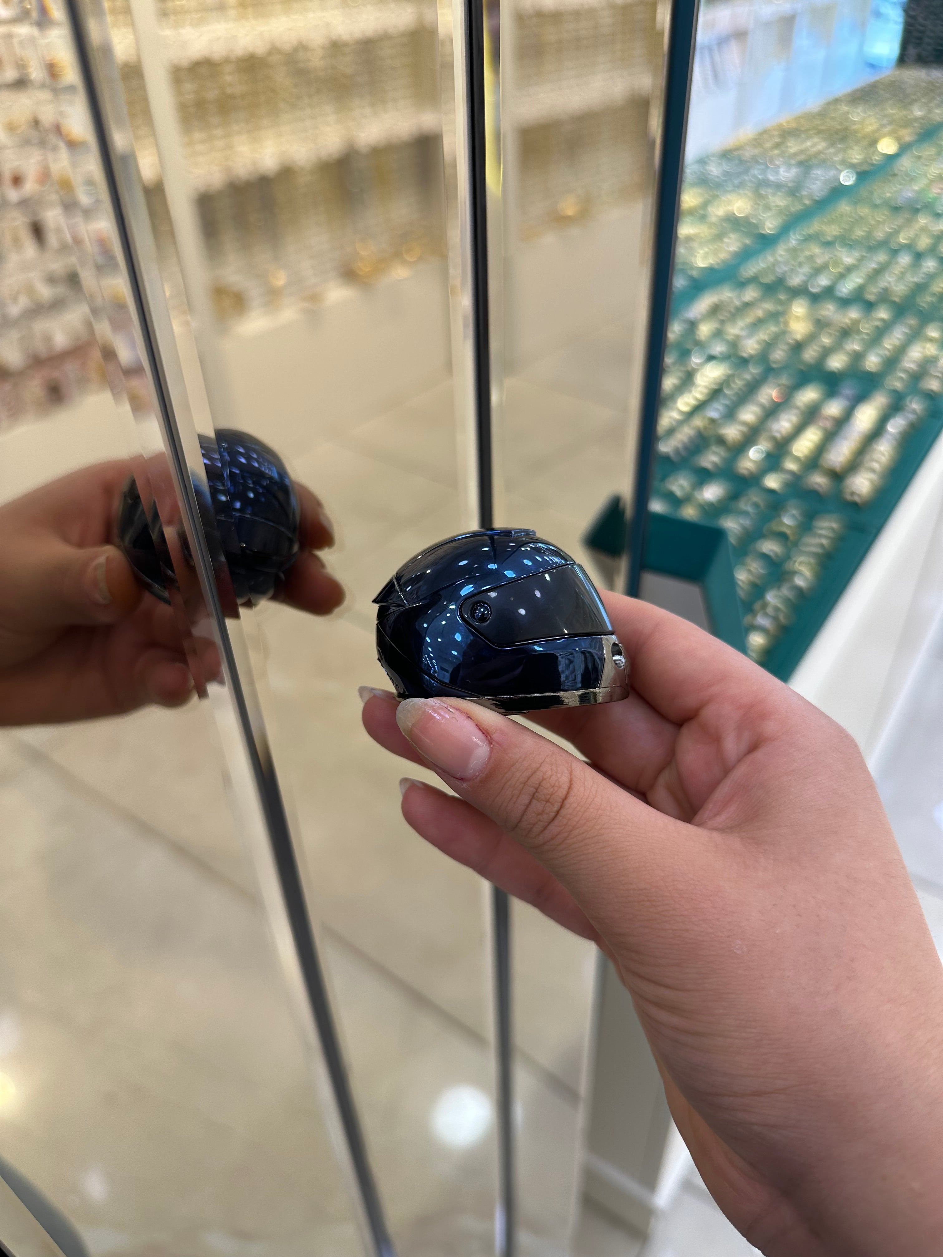 Kask Şeklinde Gazlı Çakmak 1400