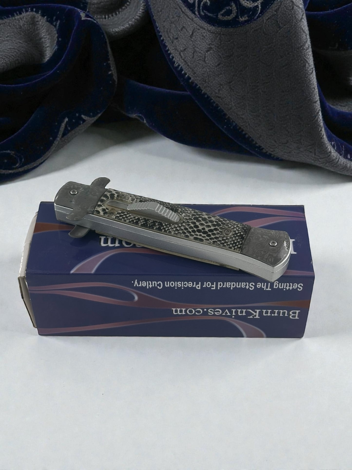 Lux Tank DMS İçten Açmalı Çakı Füme