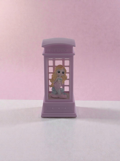 Deniz Kızı Temalı Işıklı Telefon Kulübesi