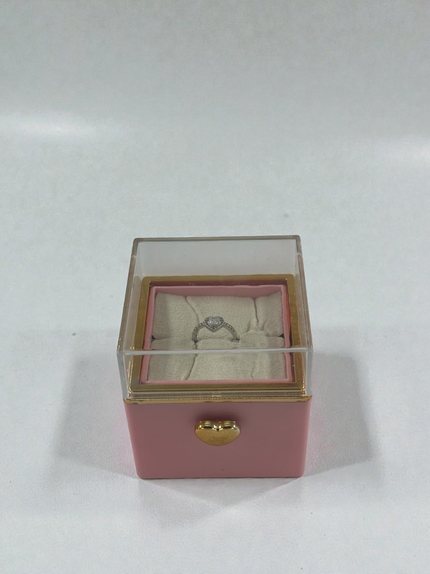 Dönen Mumlu Sürpriz Kutusu (YÜZÜK DAHİLDİR)