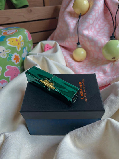 Lux Ruj Tasarımlı Kapaklı Gazlı Çakmak 8718