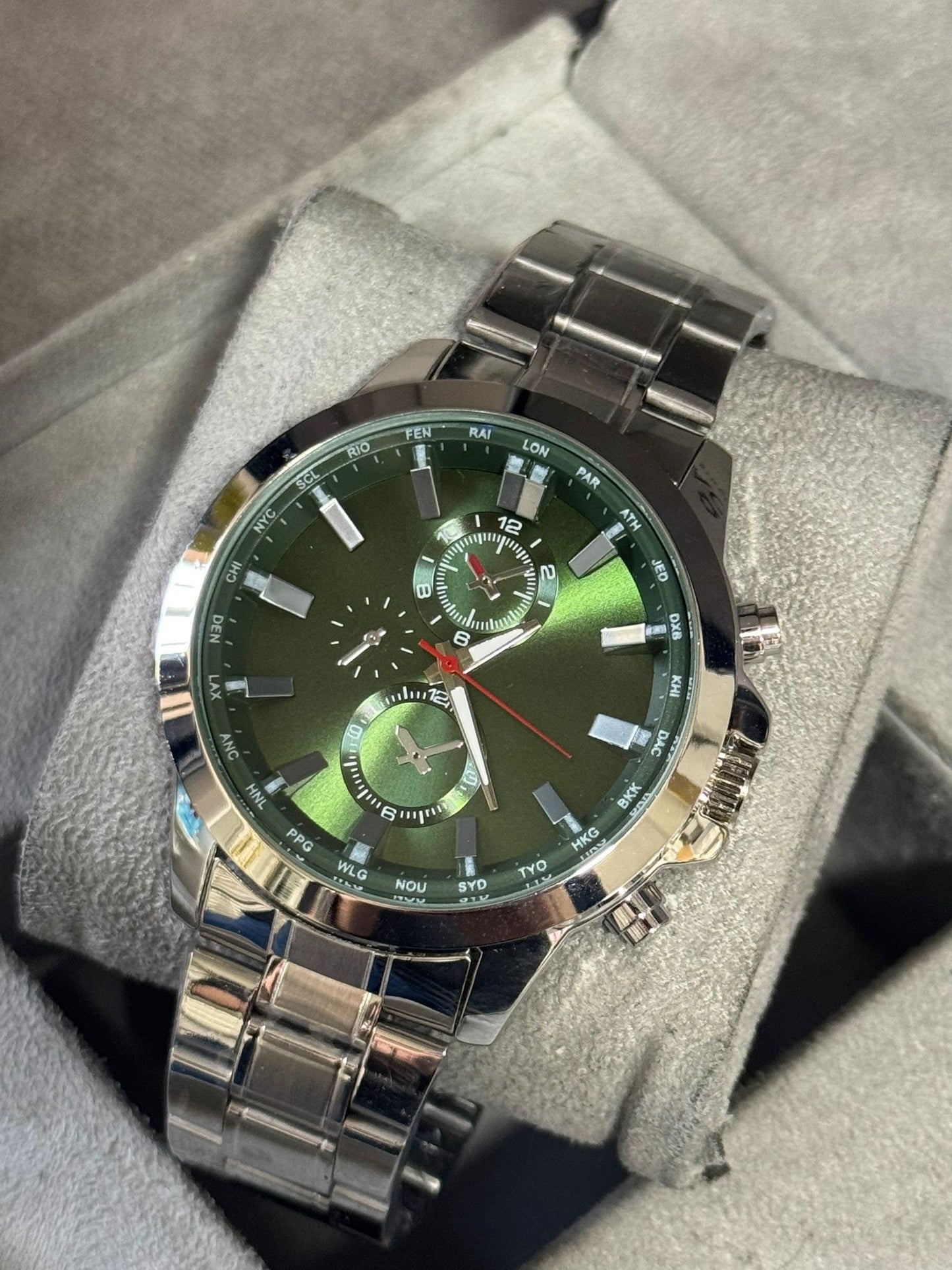 Kişiye Özel Kordonu İsim Yazılır Saat Yeşil Gümüş