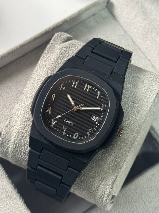 Kişiye Özel Kordonu İsim Yazılır Plastik Saat Mat Siyah