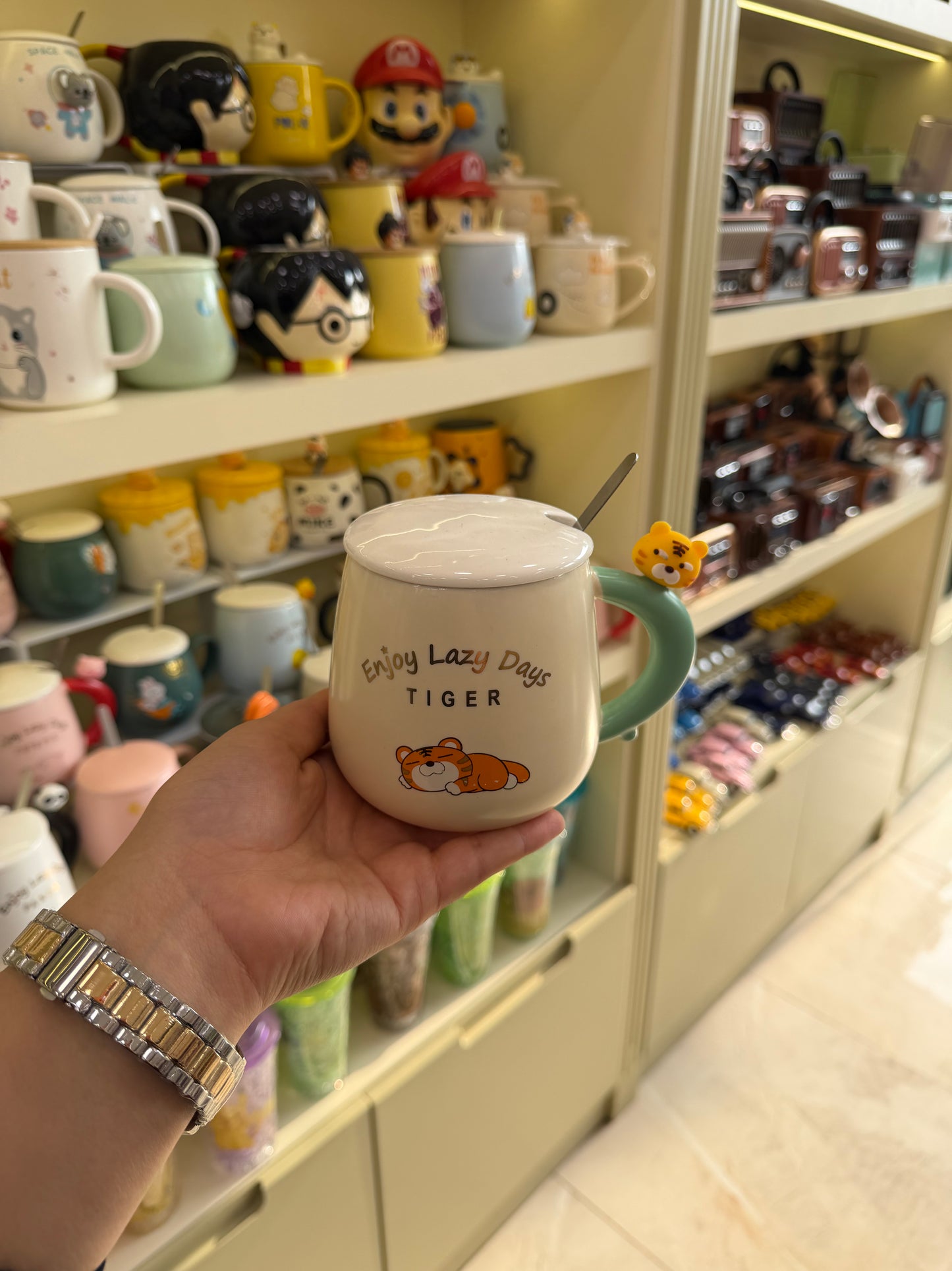 Tembel Hayvan Figürlü Kapaklı Kupa Bardak