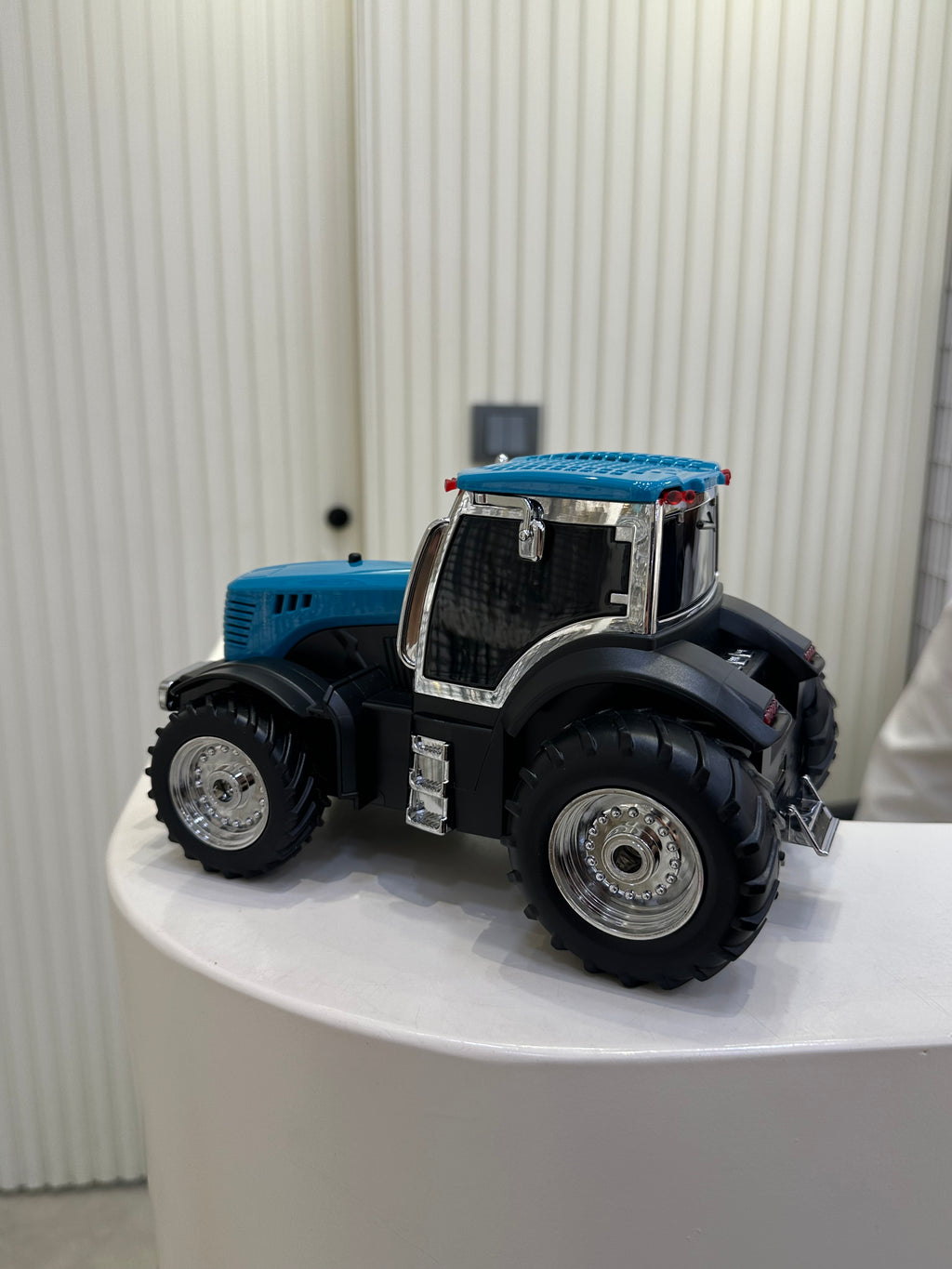 Traktör Model Bluetooth Araba Radyo 20 cm