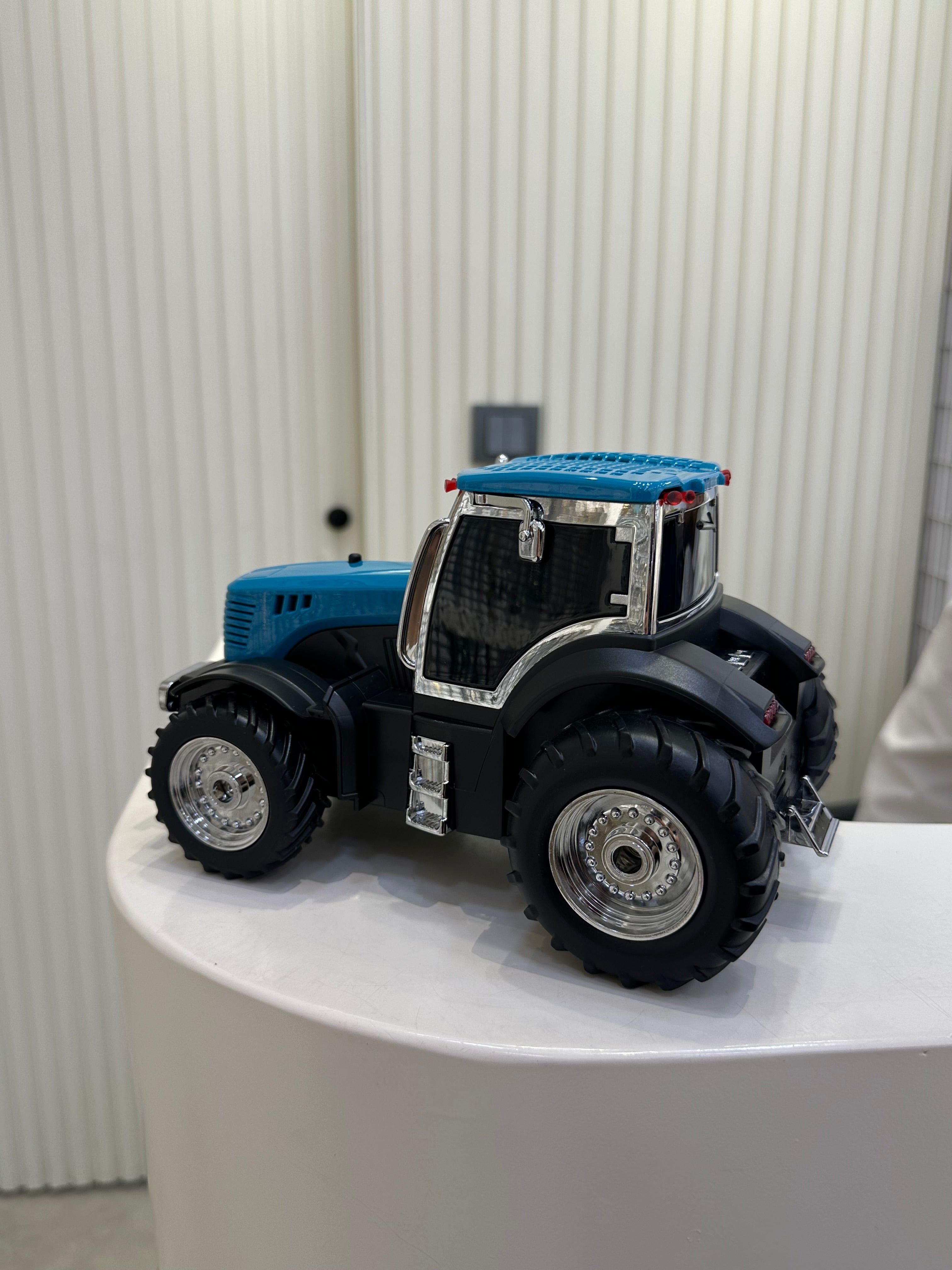 Traktör Model Bluetooth Araba Radyo 20 cm