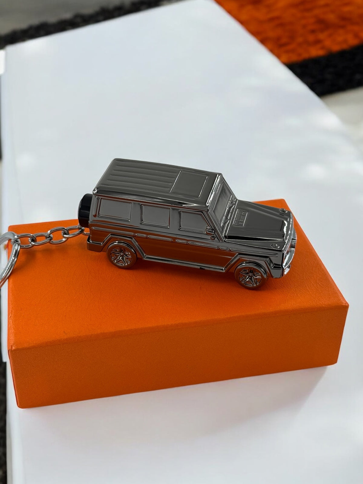 Jeep Model Gazlı Araba Çakmak 0063