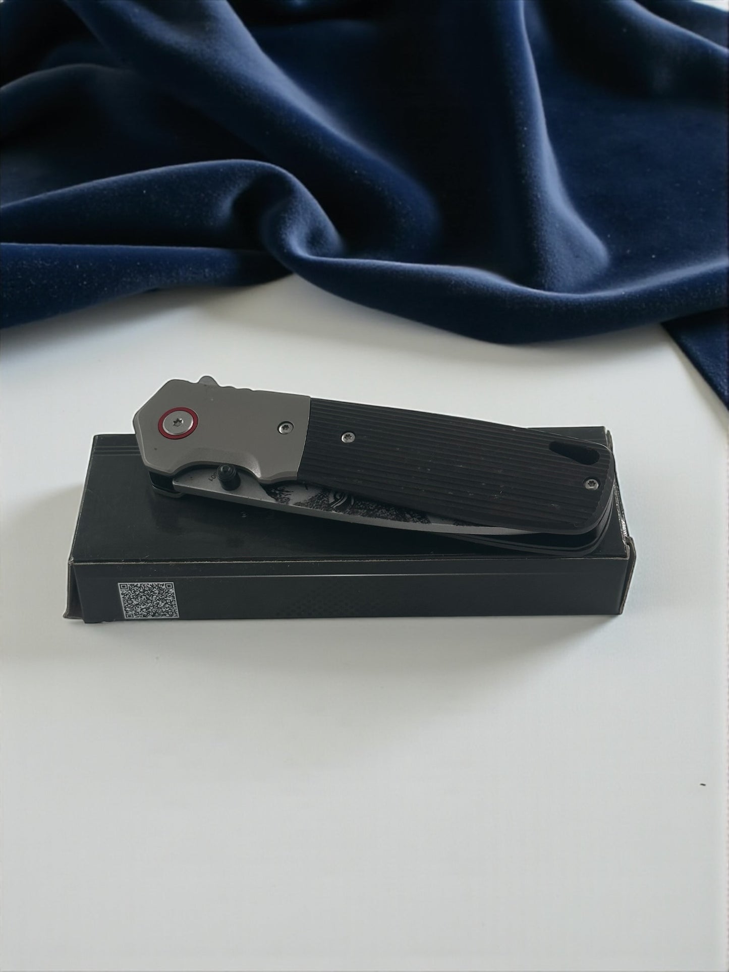 Kurt Figürlü M-Tech Kemere Takmalı Çakı