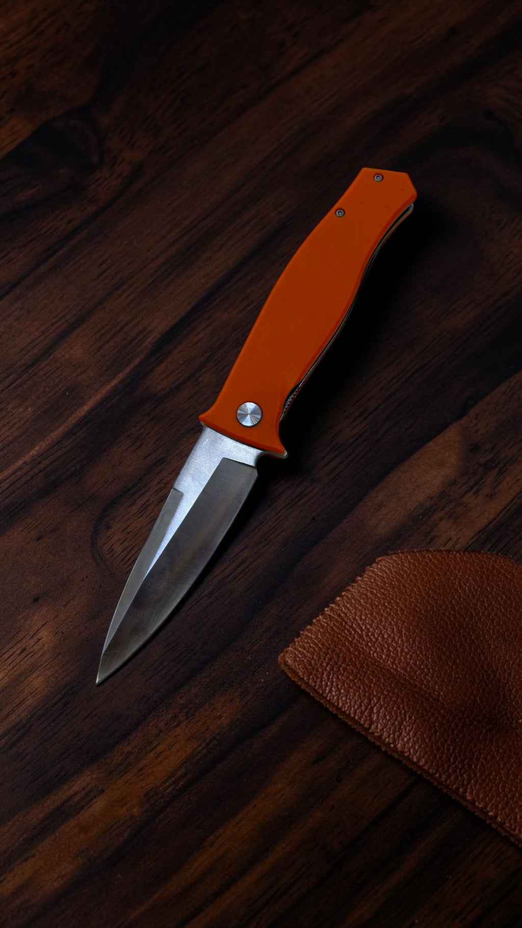 Grey Wolf D2 Turuncu Avcı Çakısı