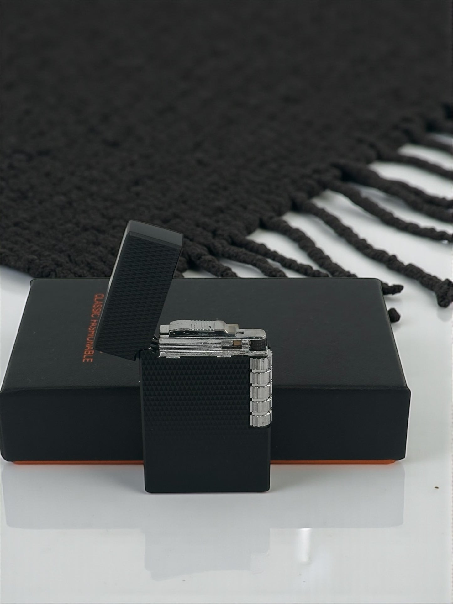 Lüx Görünümlü Dupont Model Metal Çakmak